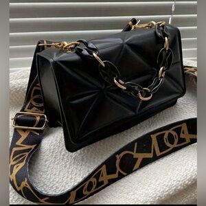 NWOT Black Small Faux Leather Fashion Purse